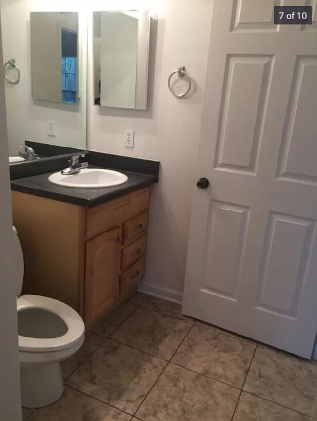 Building Photo - 1524 Hudson St