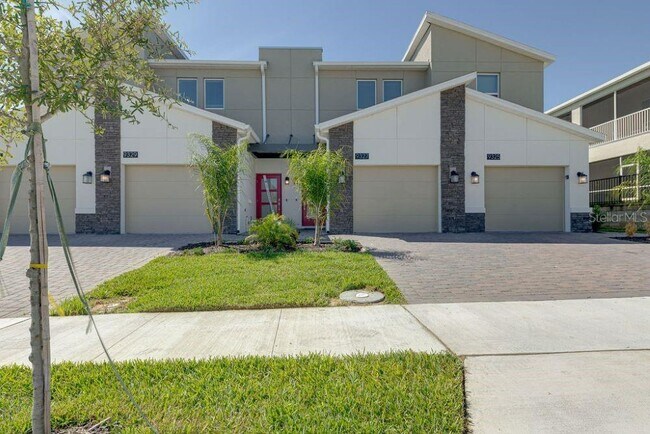 Primary Photo - 9327 Sommerset Hills Dr