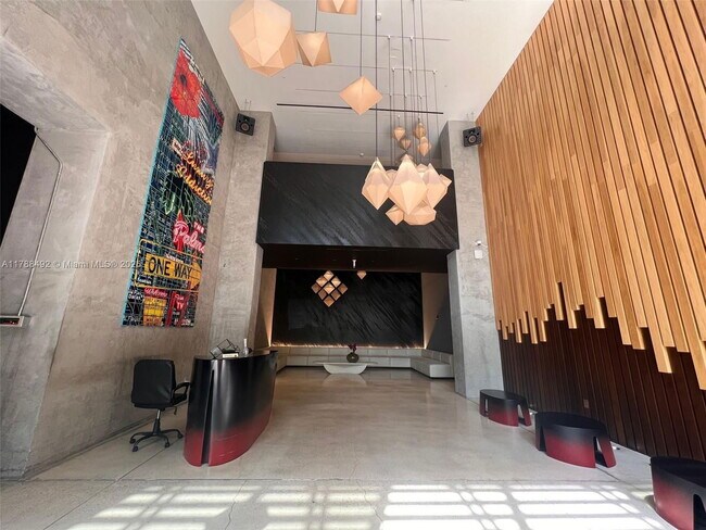 Building Photo - 151 SE 1st St