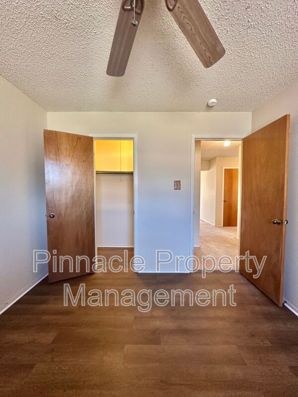 Building Photo - 5818 Davenport Dr