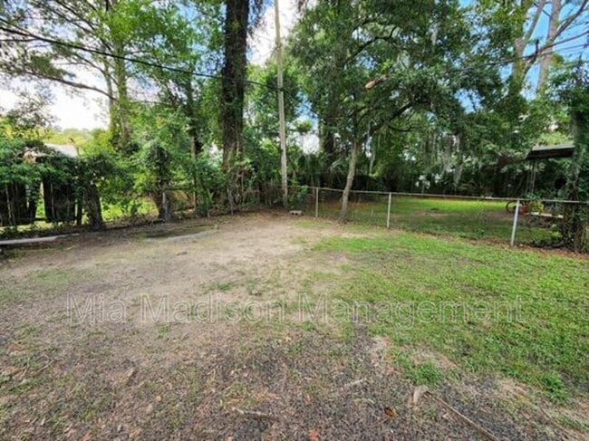 Building Photo - 131 Hibiscus Ave
