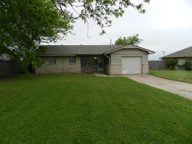 Primary Photo - 4710 SE Sunnymeade