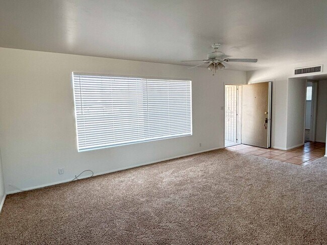 Building Photo - Highland Estates