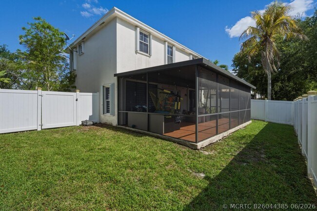 Building Photo - 310 NW 207th Way