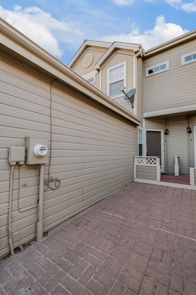 Building Photo - 299 W Jamison Cir