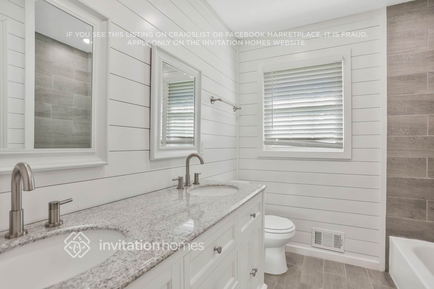 Building Photo - 3899 Summit Dr