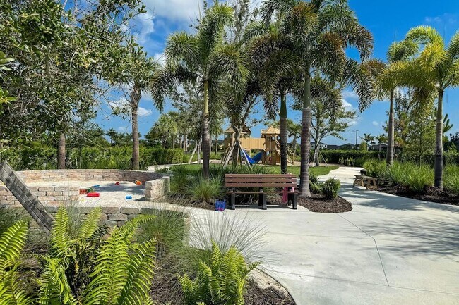 Building Photo - 9312 Tequila Sunrise Dr