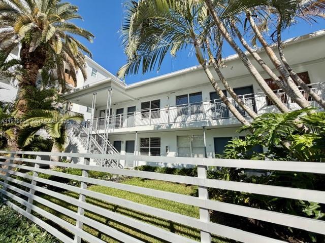 Building Photo - 2445 Lake Pancoast Dr