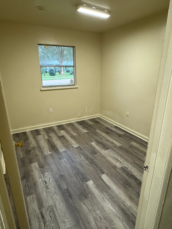 Building Photo - 6289 Arbor Vitae Dr