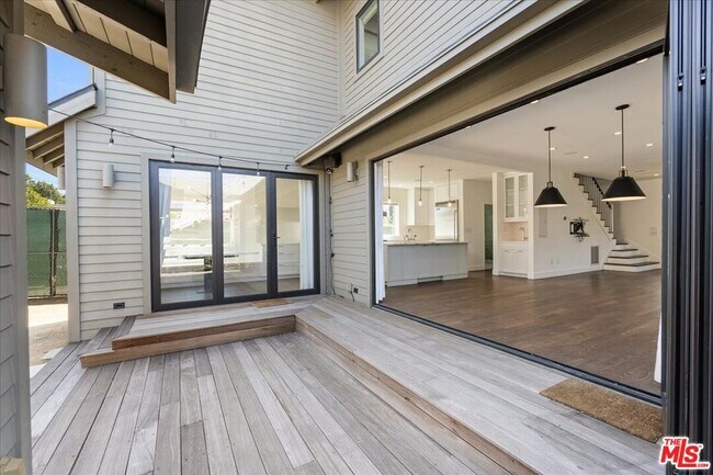 Building Photo - 4525 Melbourne Ave