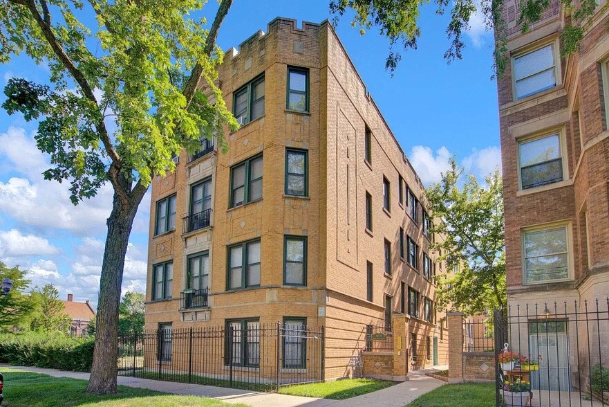 Building Photo - 6211 S Woodlawn Ave