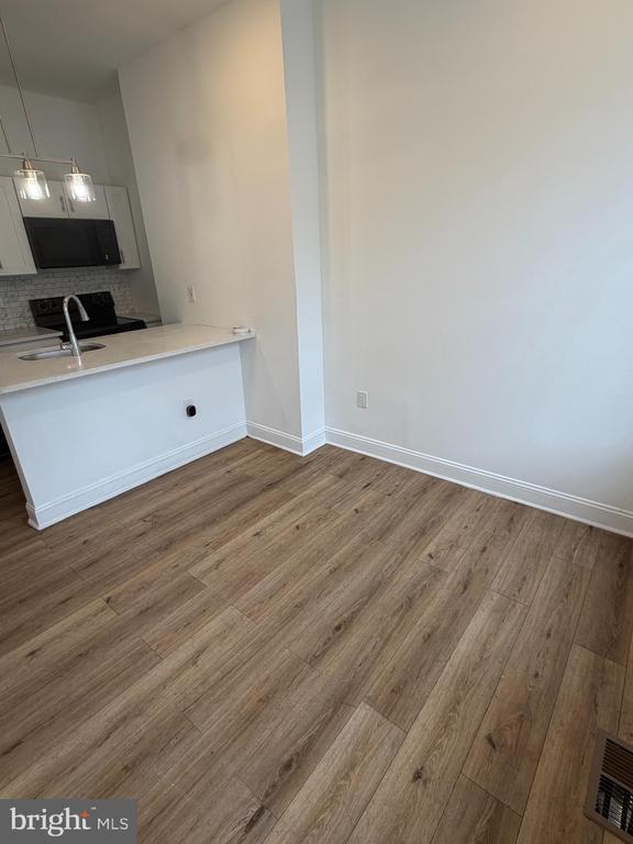 Building Photo - 2521 N 12th St