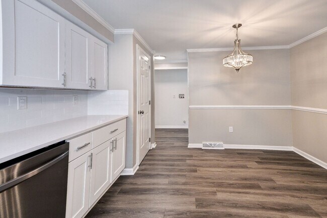 Building Photo - 129 Briar Ln
