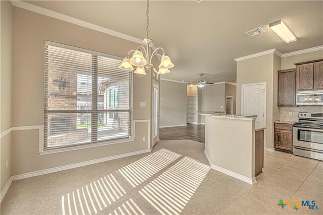 Building Photo - 609 Coventry Dr