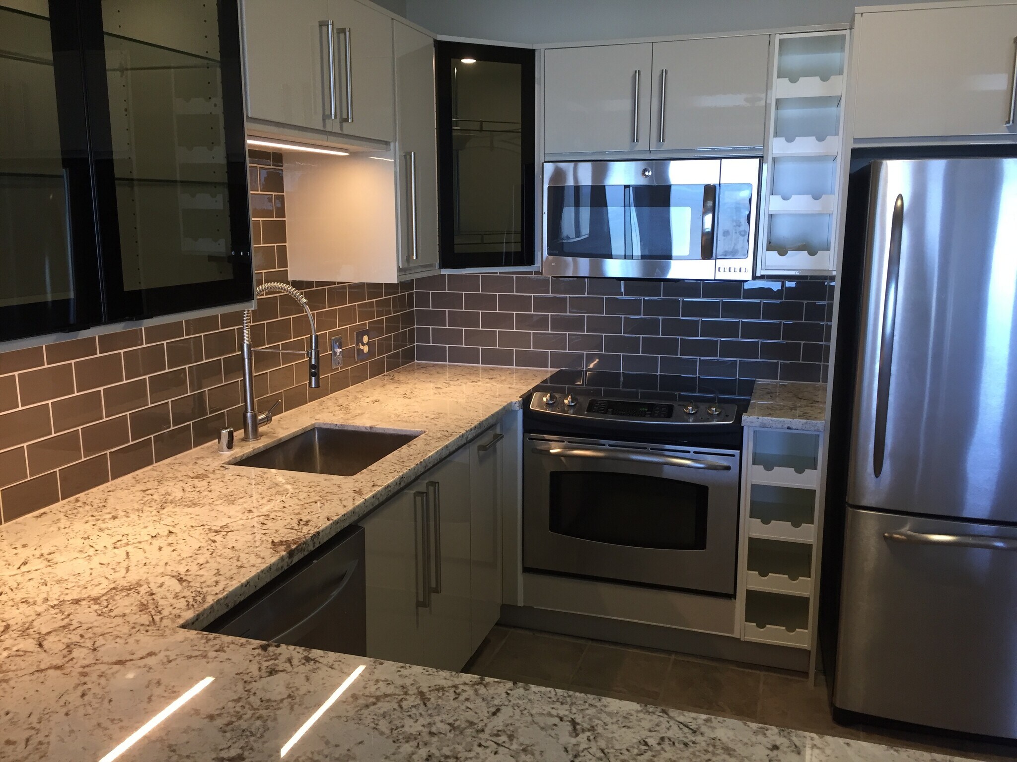 Building Photo - 6363 Christie Ave