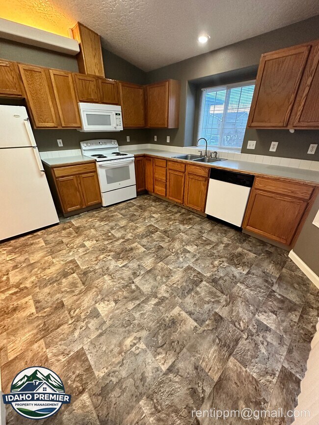 Building Photo - 10977 W Altair St