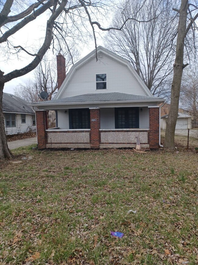 Primary Photo - 3128 N Keystone Ave