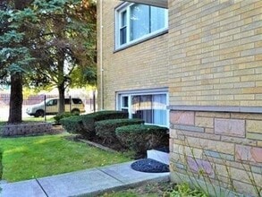 Building Photo - 10300 S Ave F