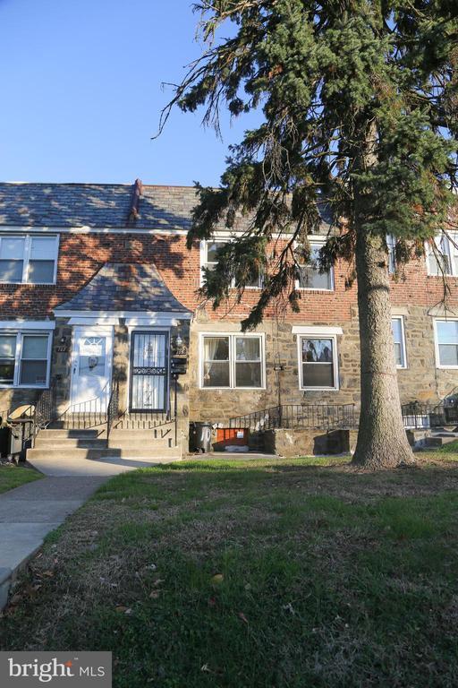 Building Photo - 105 St Laurence Rd