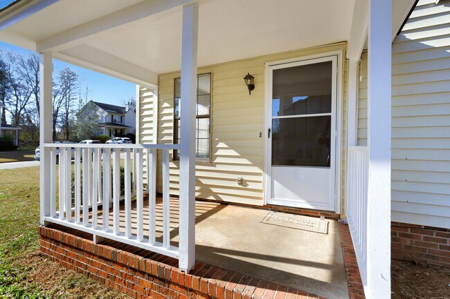Front Door/Porch - 101 Montague Dr