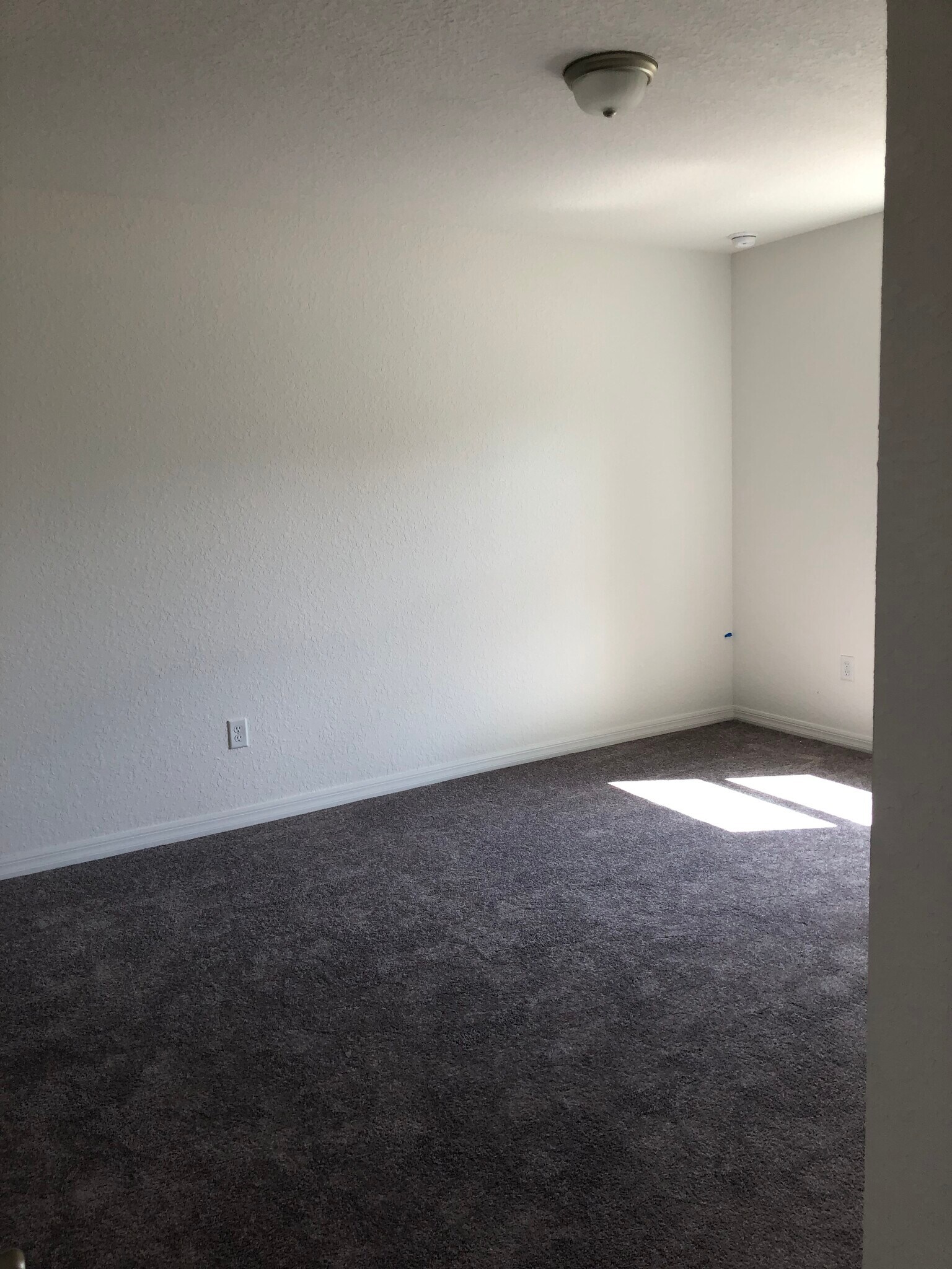 Building Photo - 15112 SE 94th Ter