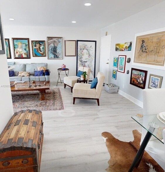 Building Photo - 137 Golden Isles Dr