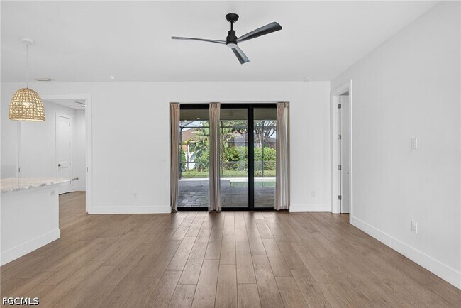 Building Photo - 1218 SW 9th Ct