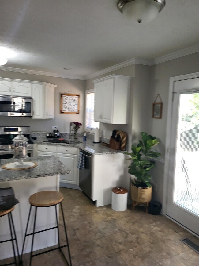 Building Photo - 220 Newport Drive