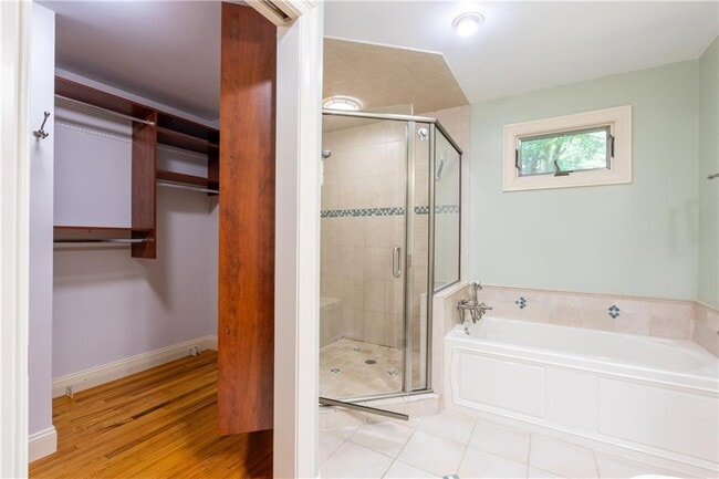 Building Photo - 48 Pleasant St