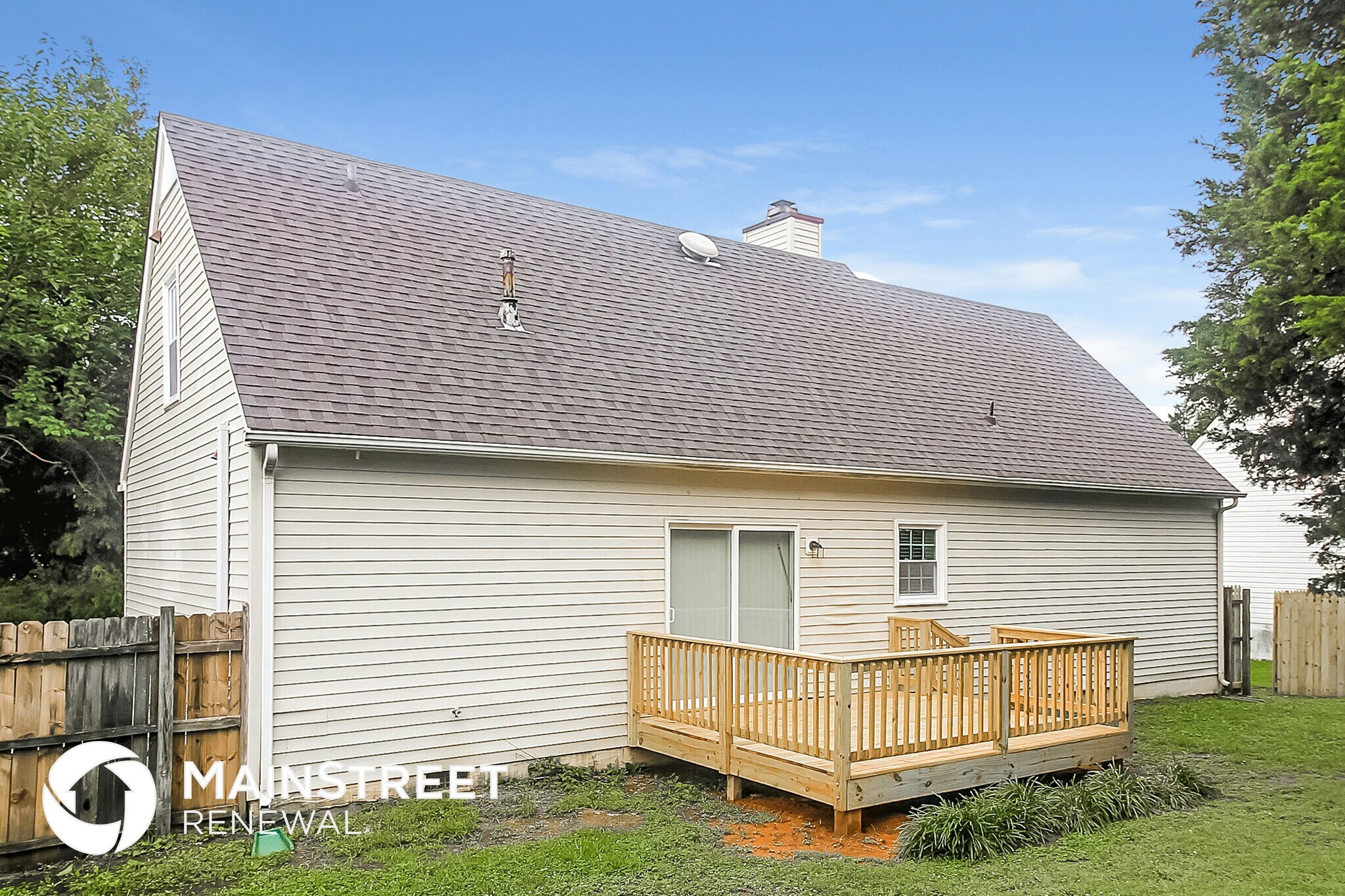Building Photo - 1716 Carriage Cove Ln