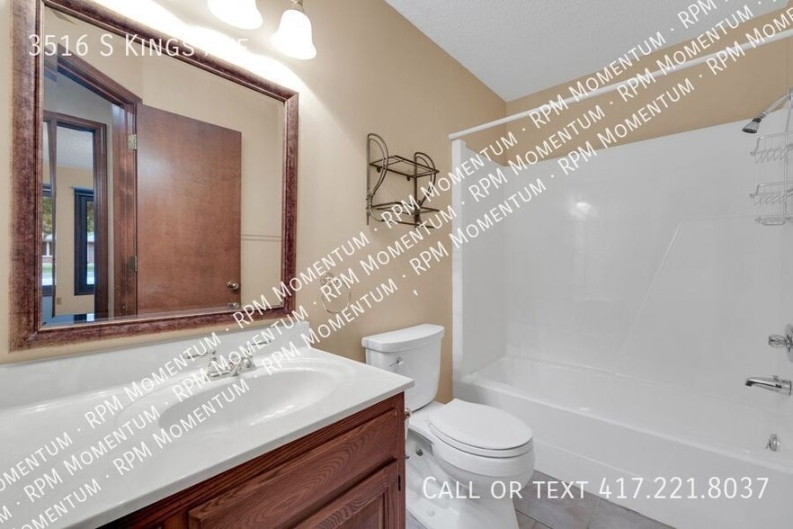 Building Photo - 3516 S Kings Ave