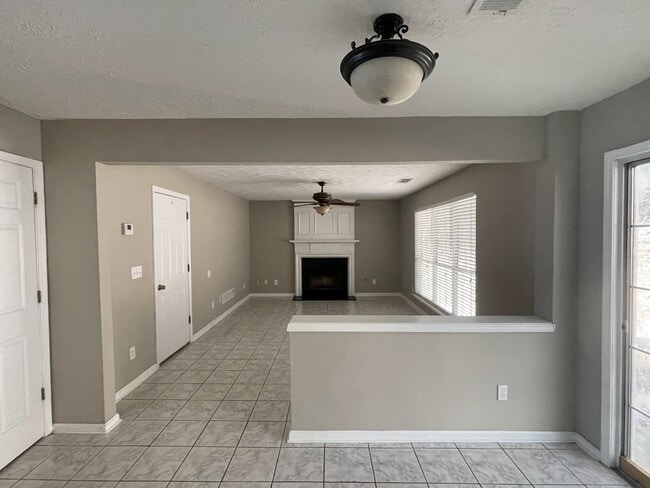 Building Photo - 3790 Oak Park Dr