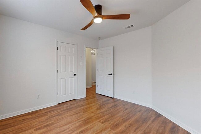 Building Photo - 2508 Willow Way