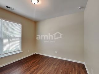 Building Photo - 1614 Deer Meadows Dr