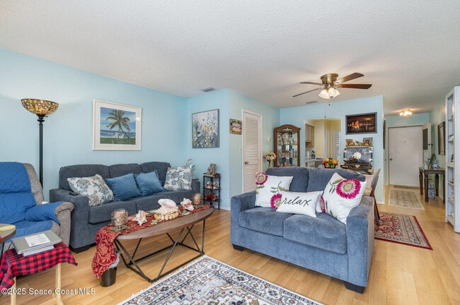 Building Photo - 1047 Small Ct