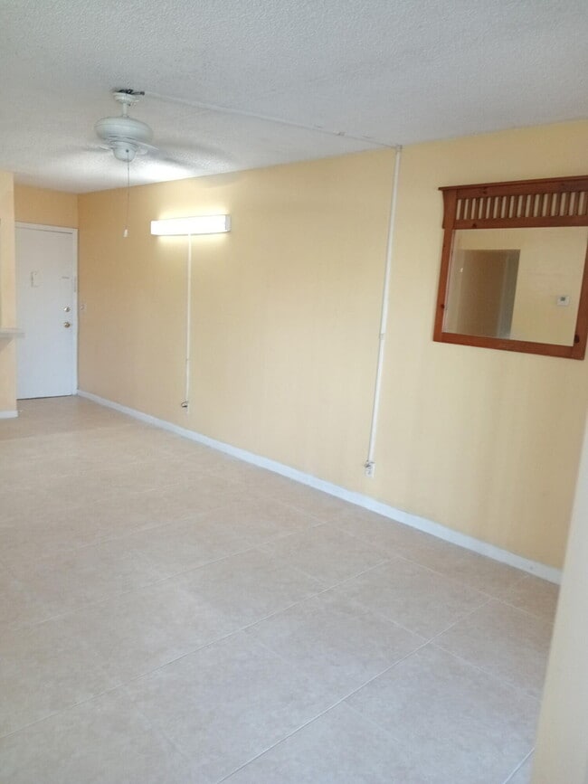 Building Photo - 630 NW 13th St