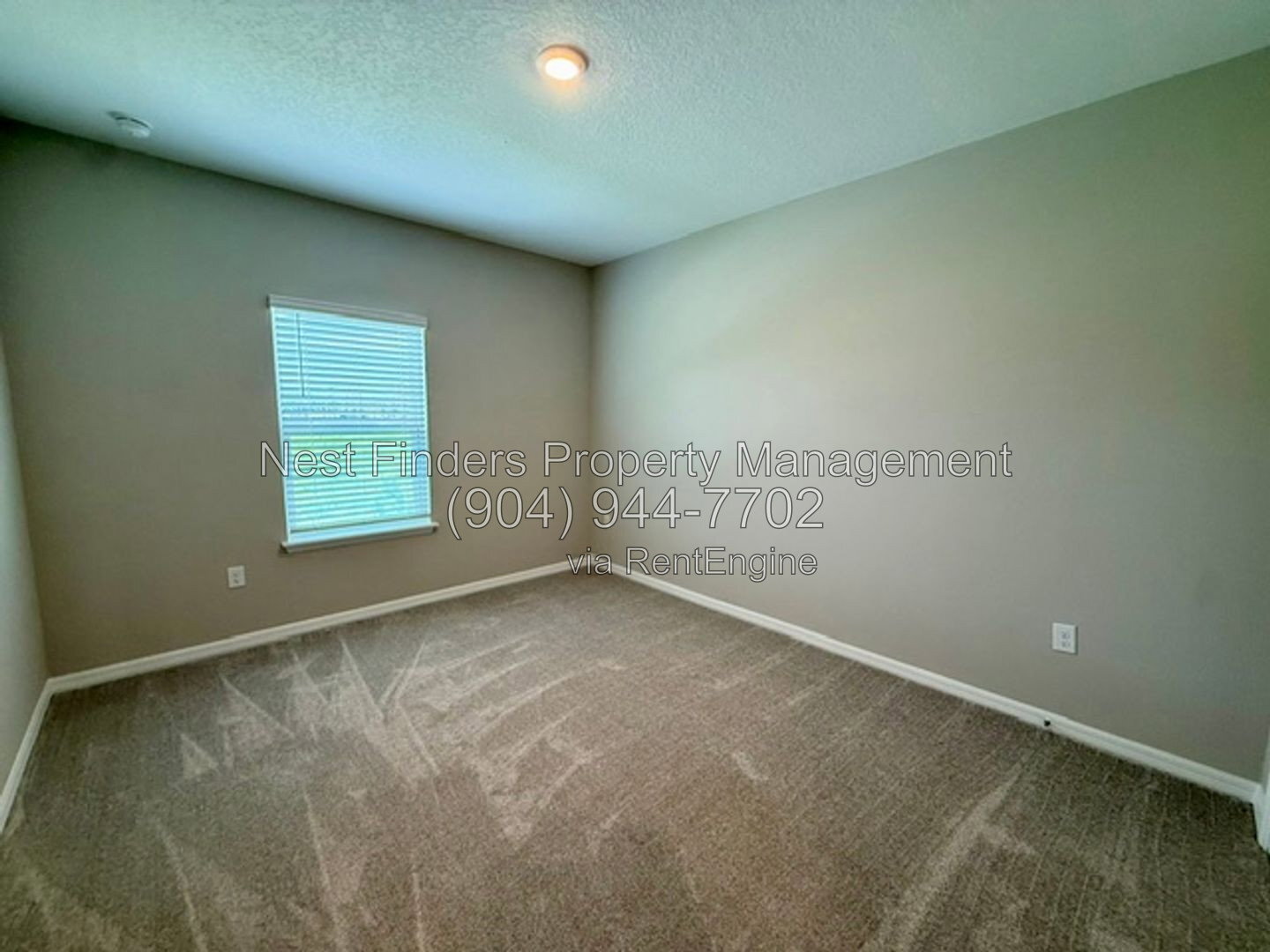 Building Photo - 284 Cherry Elm Dr