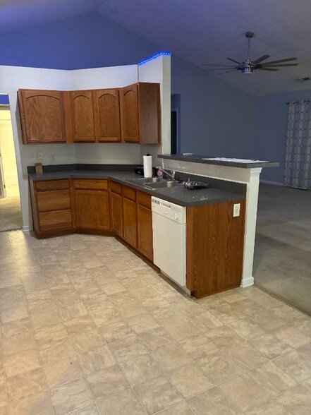 Building Photo - 6524 Marino Ln