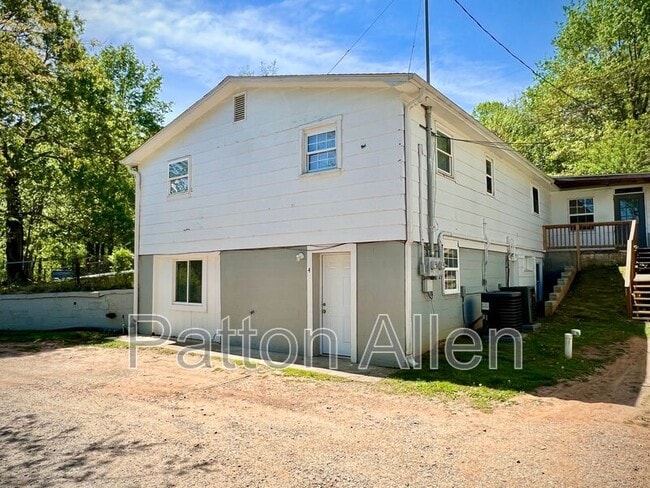 Building Photo - 4 Swager Dr