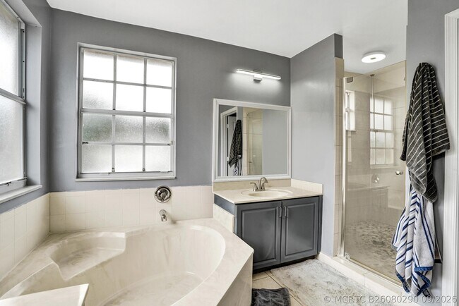 Building Photo - 3206 Turtle Cove