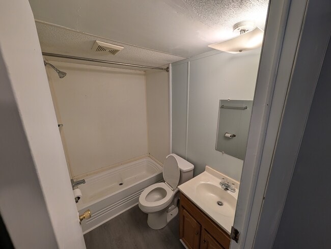 Building Photo - 157 Ransdell Ln