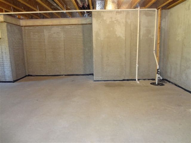 Building Photo - 11663 Spruce Dr
