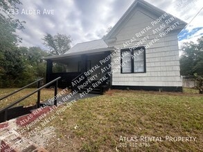 Building Photo - 233 Alder Ave