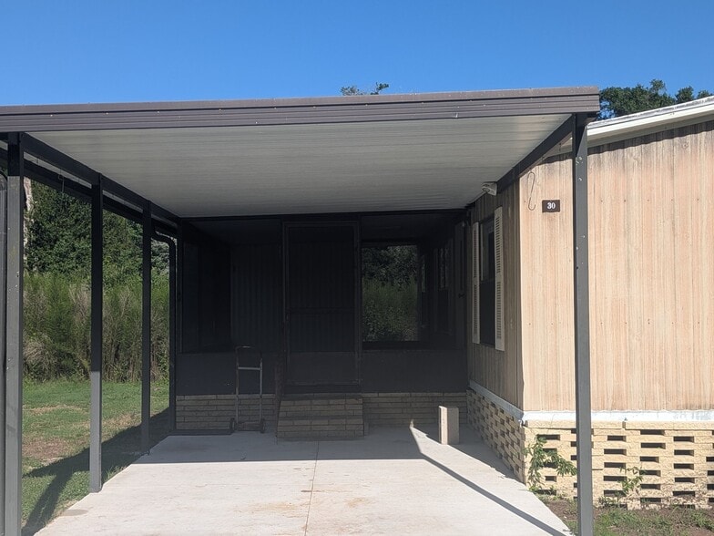 Building Photo - 3276 Mt Tabor Rd