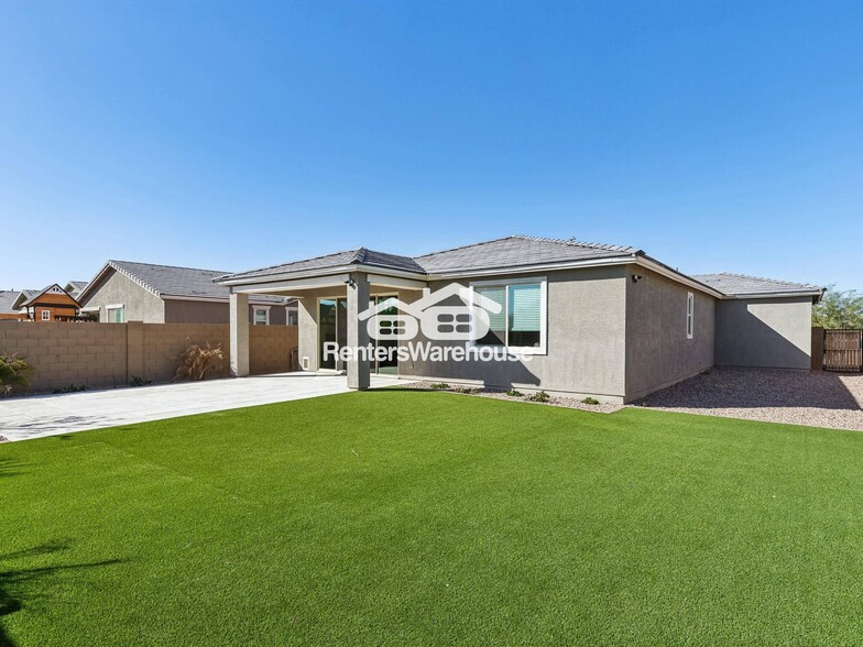 Building Photo - 1241 E Gabrilla Dr
