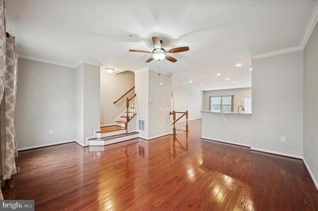 Building Photo - 907 Susan Cir