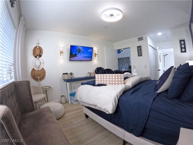 Building Photo - 1160 Wildwood Lakes Blvd