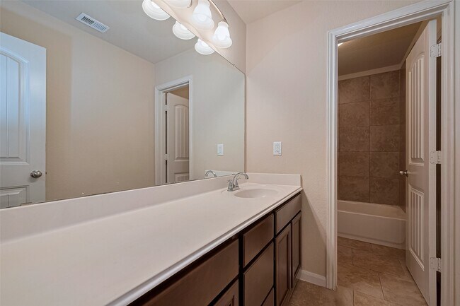 Building Photo - 5506 Casa Martin Dr