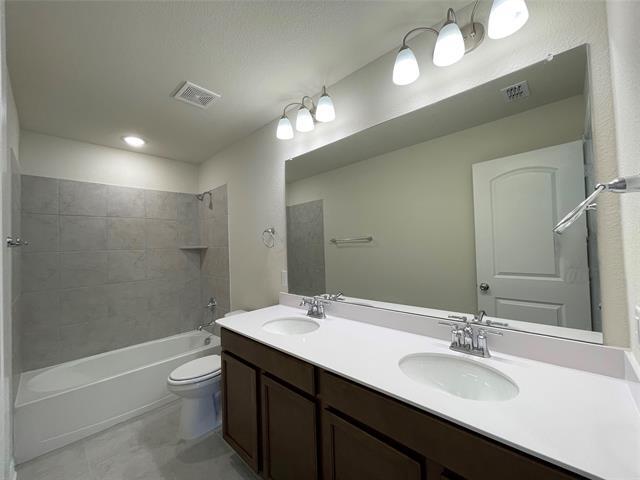 Building Photo - 1805 Nelson St