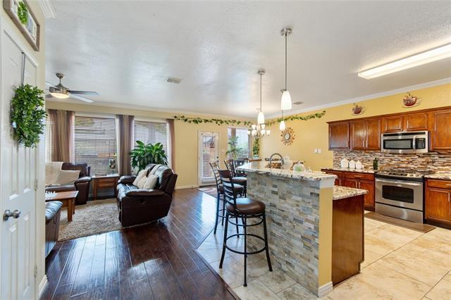 Building Photo - 1003 Stonebrook Dr
